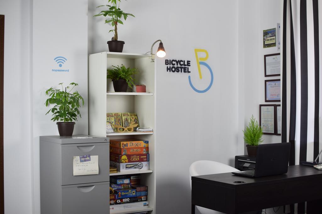 Bicycle Hostel Iasi Extérieur photo